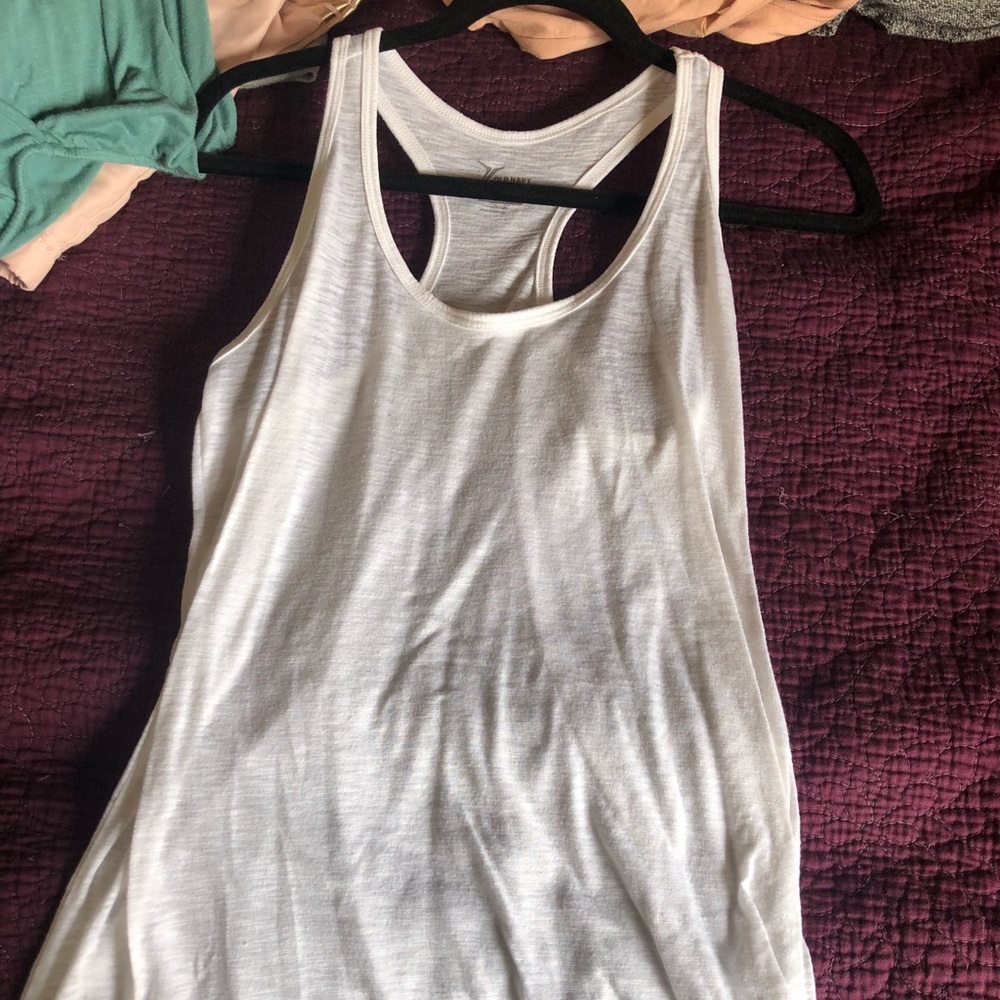 White work out tank